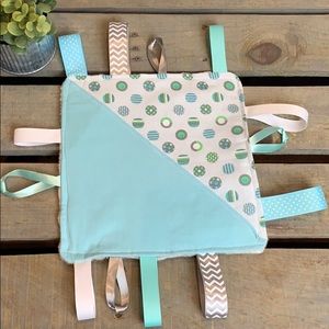 Loopy Taggie Crinkle Security Blanket